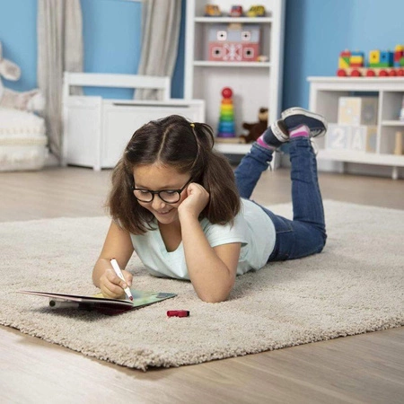 Gry Szpiegowskie - obrazkowe gry z mazakami suchościeralnymi 40170-Melissa & Doug, książeczki wielokrotnego użytku