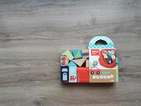 Drewniane klocki z woreczkiem Apli Kids - Miasto