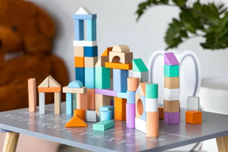 Drewniane klocki 100 szt wiaderko + sorter Ecotoys