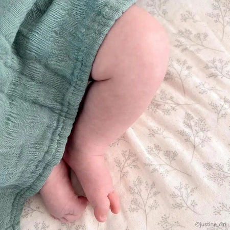 Charlie Crane Pokrowiec na materac do przewijaka NOGA i 2 pieluszki Pearl Blossom/Lichen