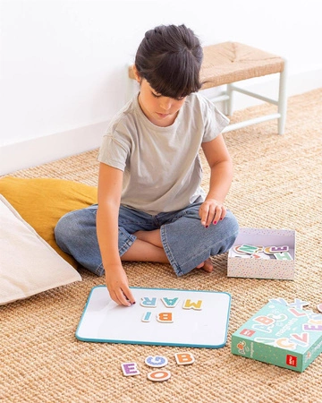 Magnesy drewniane Apli Kids - Litery