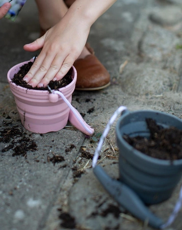Silikonowe Wiaderko z łopatką Scrunch - Lila
