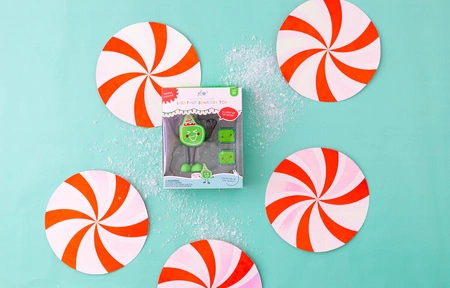 Glo Pals, Postać do kąpieli edycja świąteczna - zestaw z dwiema kostkami sensorycznymi świecącymi w wodzie