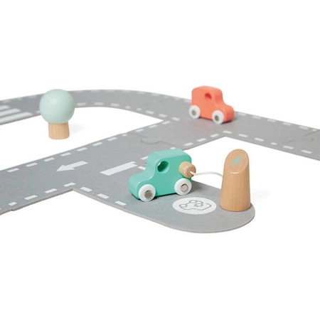 Filcowy tor dla samochodów z akcesoriami 2+, Janod