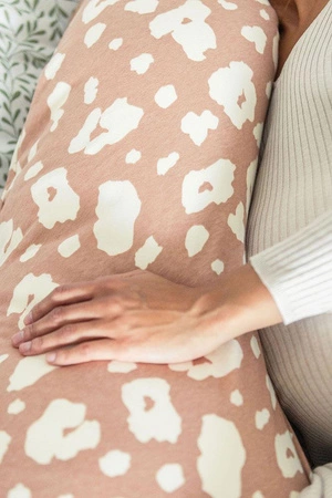 Beaba Ergonomiczna poduszka rogal dla kobiet w ciąży i karmiących Big Flopsy ™ Print Jersey Savannah Bloom