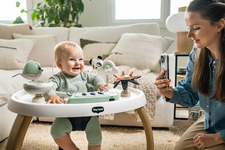 Stacjonarne centrum aktywności 5w1 - Stoliczek z kolekcji Décor czarno-biała