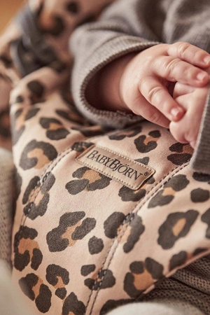 BABYBJORN - leżaczek BLISS COTTON, Beż/Leopard
