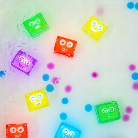 Glo Pals, Postać do kąpieli Pippa - zestaw z dwiema kostkami sensorycznymi świecącymi w wodzie