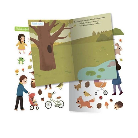 Auzou Zeszyt 500 naklejek Na wakacjach 81385