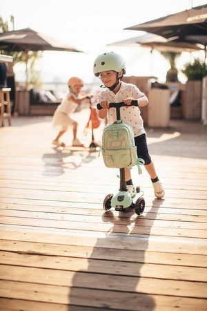 SCOOTANDRIDE Highwaykick 3 LED Hulajnoga składana ze świecącymi kółkami 3+ Kiwi