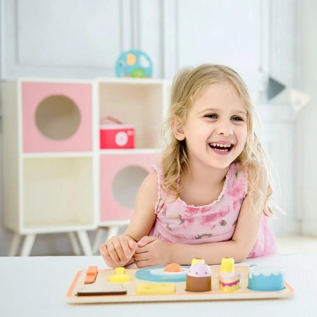 CLASSIC WORLD Drewniane Klocki Ręcznie Robione Układanka Zestaw Śniadaniowy 16 el.