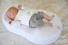 Red Castle Ergonomiczny materac dla niemowląt Cocoonababy Fleur de coton® Blanc