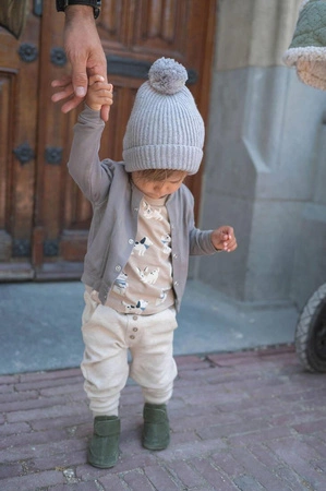 Lodger Czapeczka z wełny merino 100% szara Drizzle 6-12 m