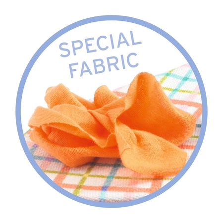 Odgrywanie ról Mia & Léo - prasowanie DJ05515