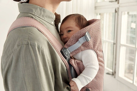 BABYBJORN MINI 3D Mesh – nosidełko, Zgaszony Róż
