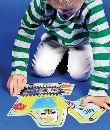 Na budowie puzzle 12 elementów