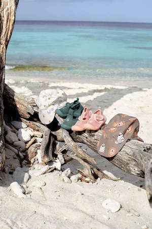 Lassig Czapka przeciwsłoneczna z daszkiem i osłoną karku UV80 Splash & Fun Tęcza nature, rozm. 50/51