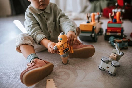 Drewniane roboty do składania ze śrubokrętem Brico'kids, Janod