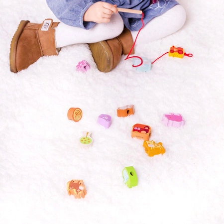 CLASSIC WORLD Drewniane Klocki do Nawlekania Farma 13 el.