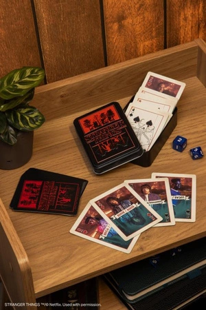 Stranger Things 5 Playing Cards in a Tin / Stranger Things karty do gry w ozobnej puszce
