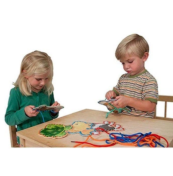 Sznurowanie dla dzieci Zwierzęta do przeplatania Pupile Melissa & Doug 13782