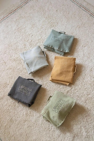 Zestaw zabawek "Od nektaru do miodu", Lorena Canals