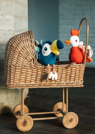 LILLIPUTIENS Przytulanka aktywizująca wielofunkcyjna Kokoszka Paulette 9 m+