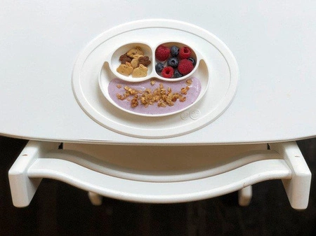 EZPZ Silikonowy talerzyk z podkładką mały 2w1 Mini Mat biały