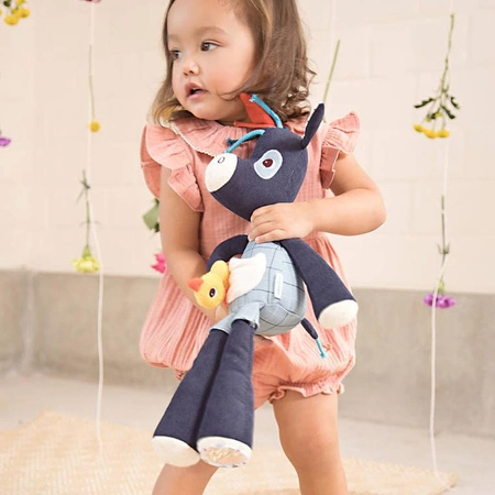 LILLIPUTIENS Przytulanka aktywizująca wielofunkcyjna Osiołek Ignace 9 m+