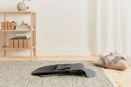 BABYBJORN - leżaczek BLISS COTTON, Petal Quilt, Antracyt