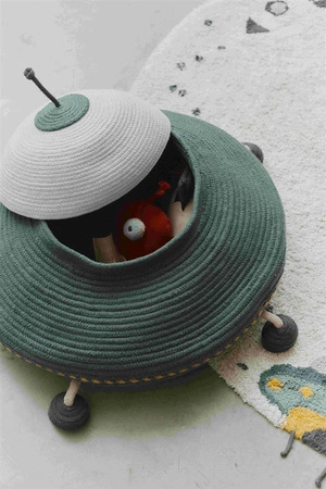 Kosz dekoracyjny UFO, "Mom, I want to be an astronaut" Lorena Canals