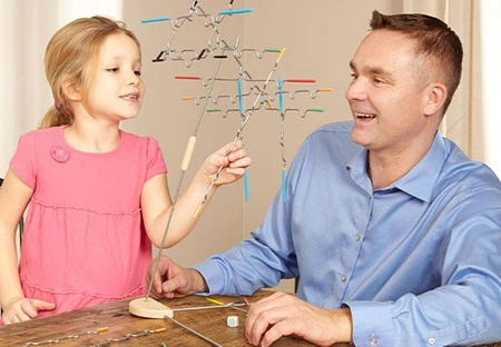 Gra zręcznościowa Suspend w tubie Melissa and Doug 14371