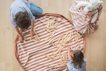 Play&Go Worek na Zabawki i Mata do Zabawy 2w1 Stripes Brown