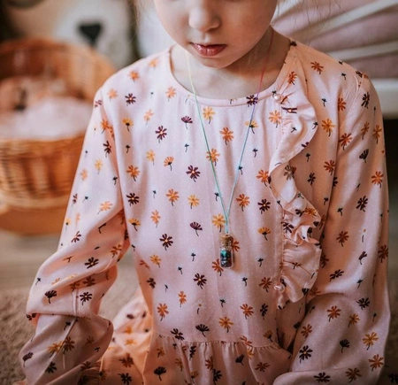 Zestaw kreatywny do tworzenia biżuterii z kamieniami przynoszącymi szczęście 8+, Janod