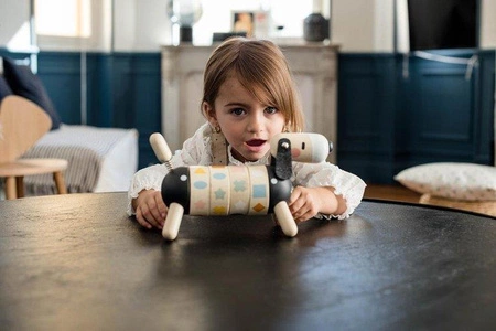 Drewniany sorter obrotowy Pies Sweet Cocoon, Janod