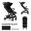 Easywalker Miley² Kompaktowy wózek spacerowy z torbą transportową Shadow Black