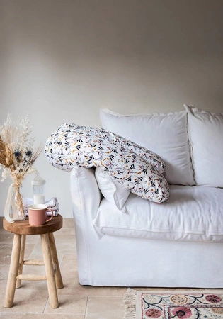 Beaba Ergonomiczna poduszka rogal dla kobiet w ciąży i karmiących Big Flopsy ™ Print Jersey Howell White