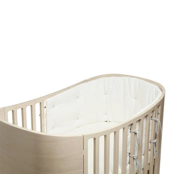 LEANDER - ochraniacz do łóżeczka Classic™ Baby 0-3 lata, biały